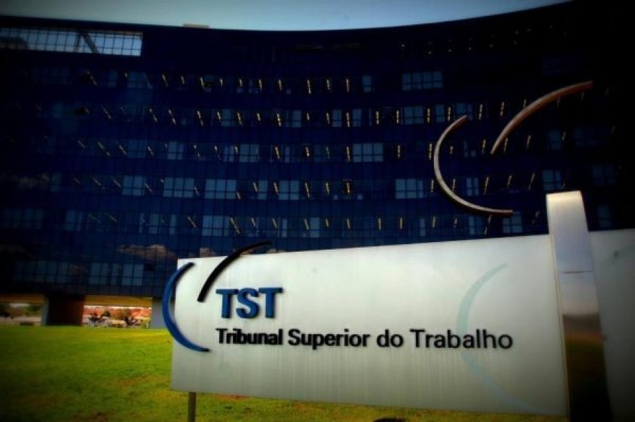 Norma Coletiva – Aplicação da Sumula 277 do TST em benefício do empregador