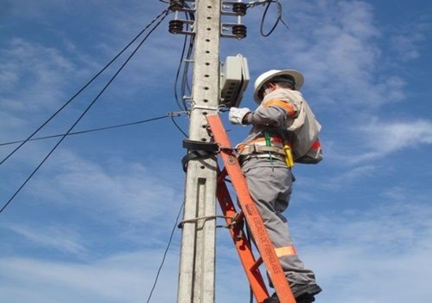 Aposentadoria especial de eletricitário extingue contrato de trabalho com empregadora