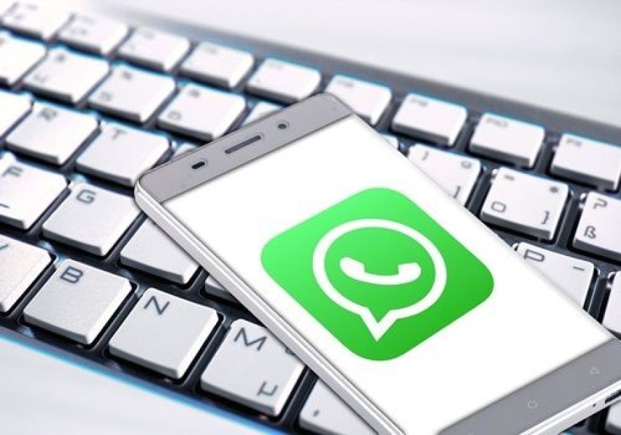 Empregado que falou mal da empresa em grupo de WhatsApp é despedido por justa causa