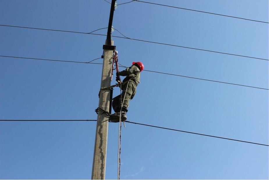 Mãe de eletricitário morto em acidente consegue reduzir desconto por receber indenização em parcela única